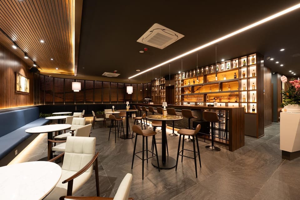 Lounge or bar