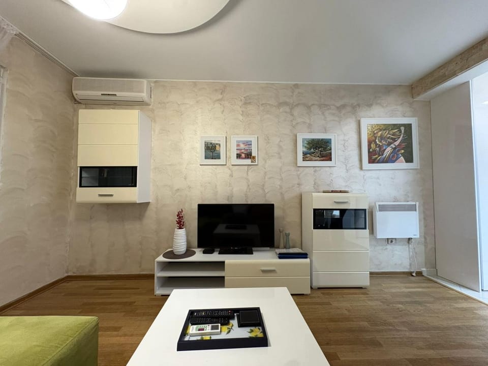 City-Side Apartment Apartment in Budva