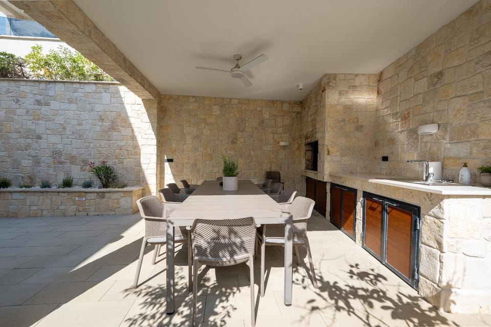 Patio, Day
