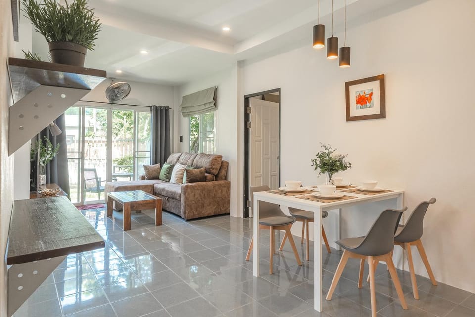 Natural Breeze House 32, Bangtao Beach House in Choeng Thale