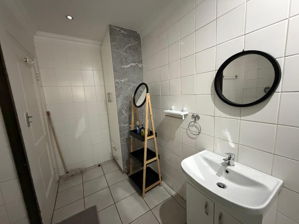 Room 2 at 39 Hoog Polokwane Apartment in South Africa