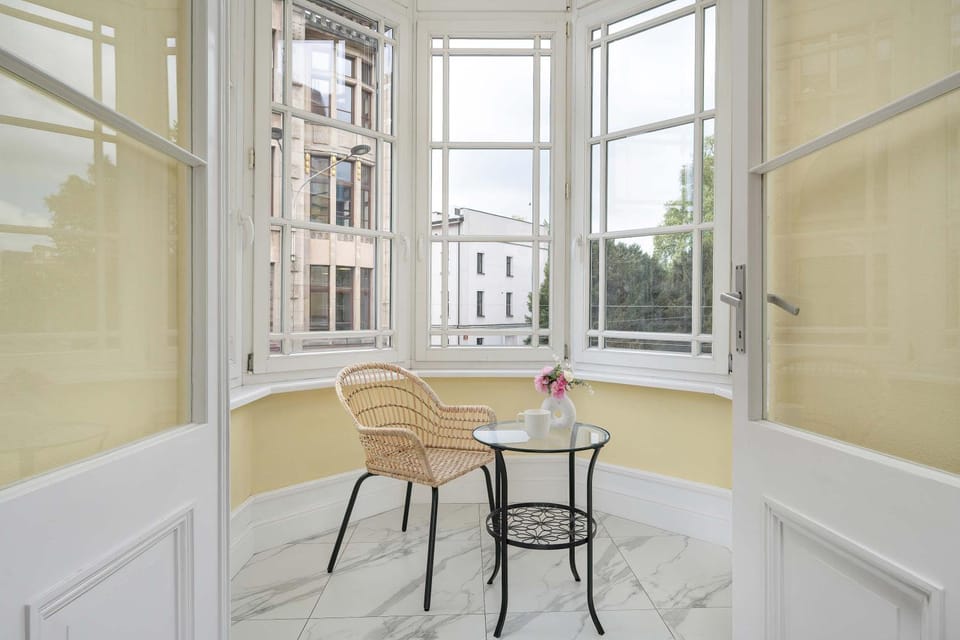 View (from property/room), Balcony/Terrace