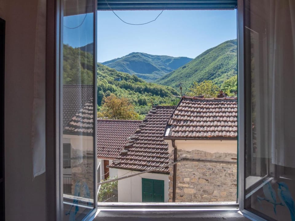 Rosano 76 Apartment in Piedmont