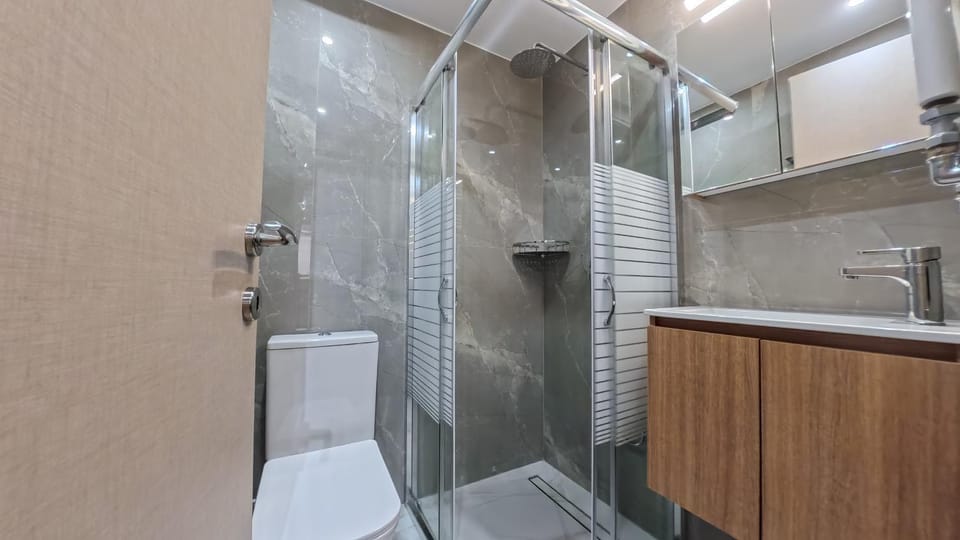 Shower, Toilet, Bathroom