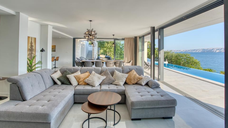 Vila Marita Private Seafront Estate Villa in Lika-Senj County