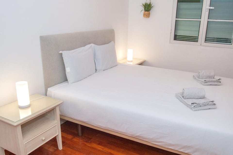 Fisherman's Terrace - Free Parking Apartment in Câmara De Lobos
