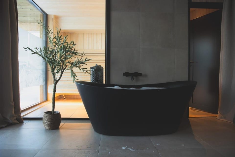 Sauna, Bathroom