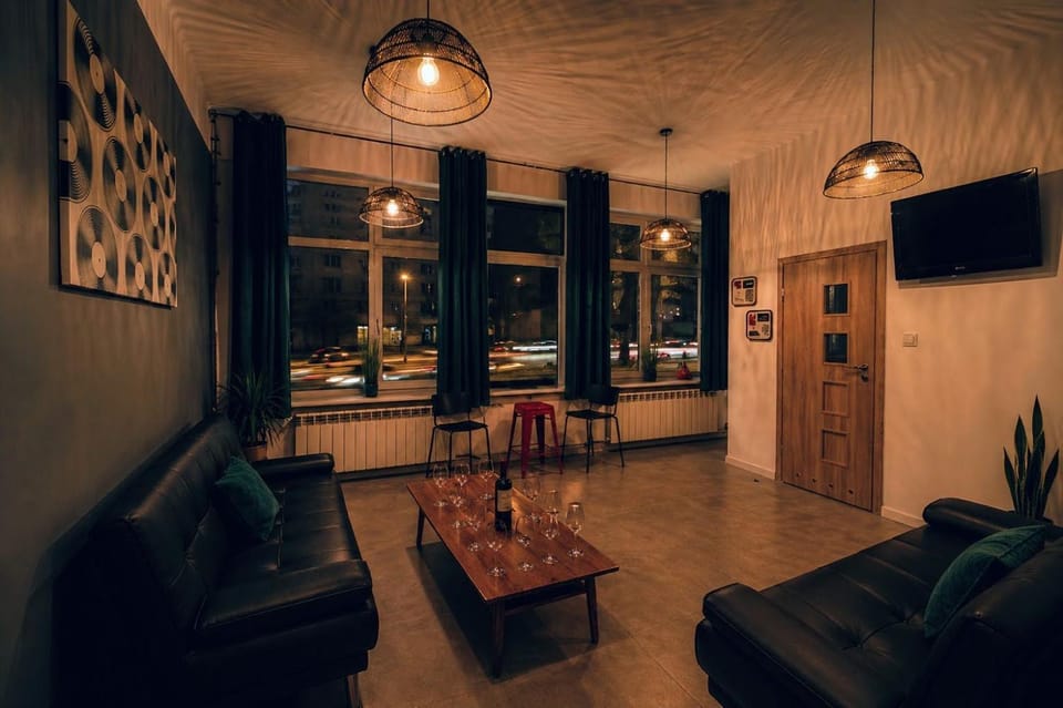 Marymont Blues loft, apartament, sala, lokal, imprezy, urodziny, eventy, Osiemnastki 18 Apartment in Warsaw