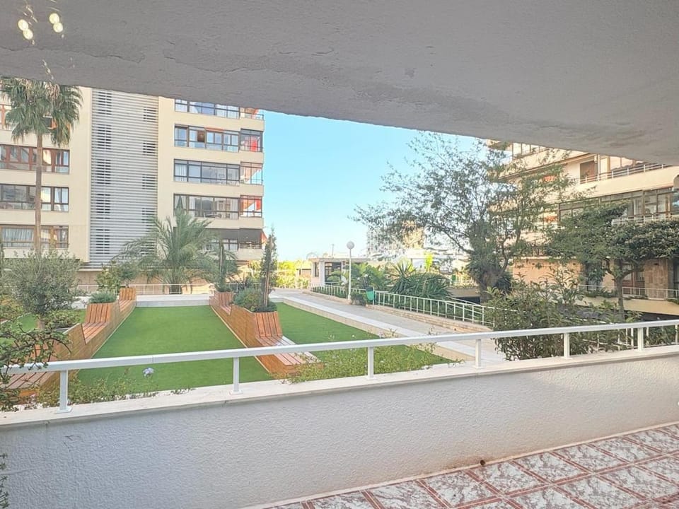 Island La Nogalera- city center- Pool Apartment in Torremolinos