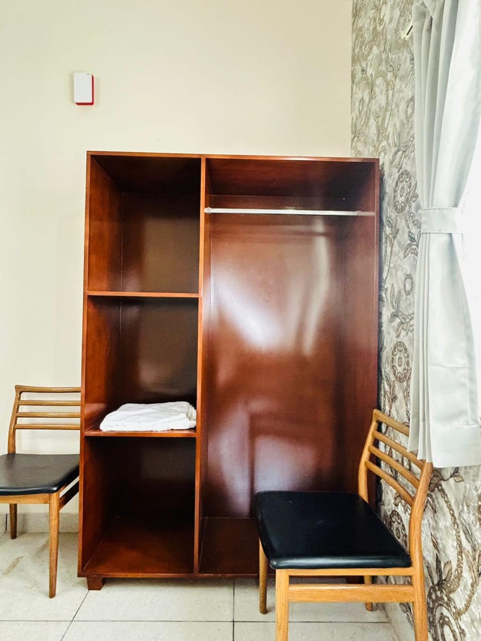 GK STAYS Rooms on Hennur Road Nature lodge in Bengaluru