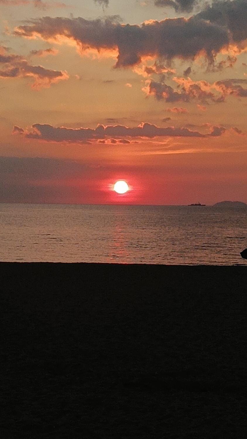 Day, Natural landscape, Activities, Beach, Sea view, Sunrise, Sunset