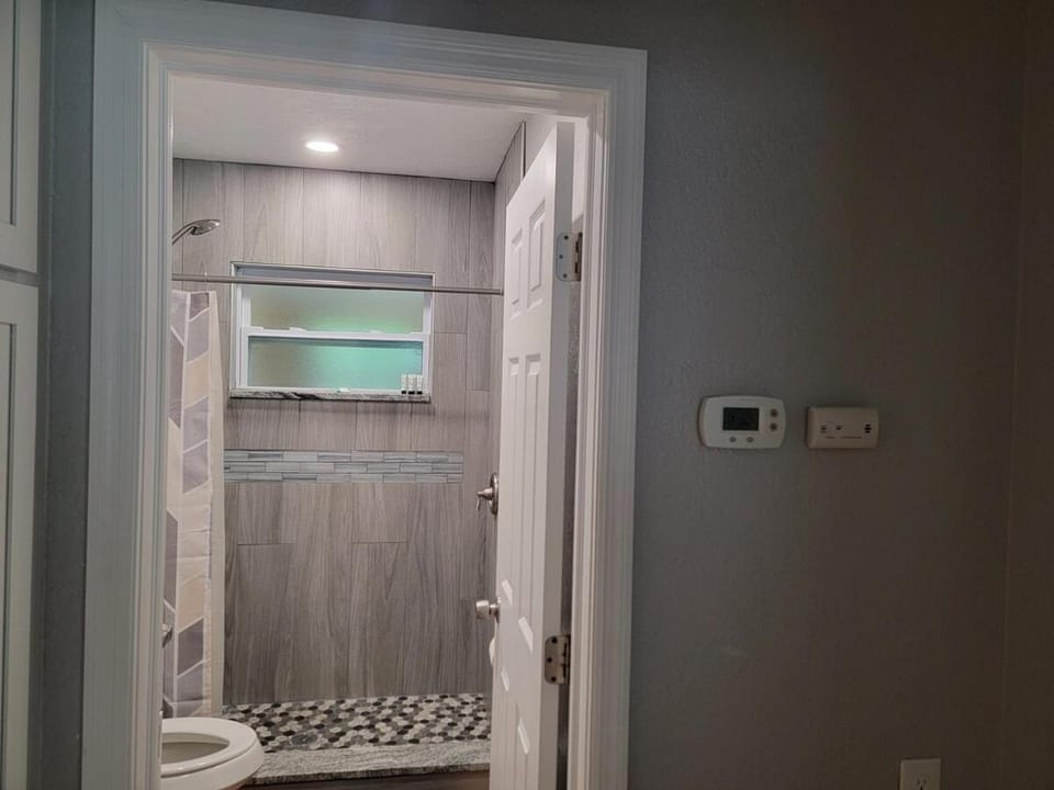 Manatee River Bungalow - 5 Apartment in Bradenton