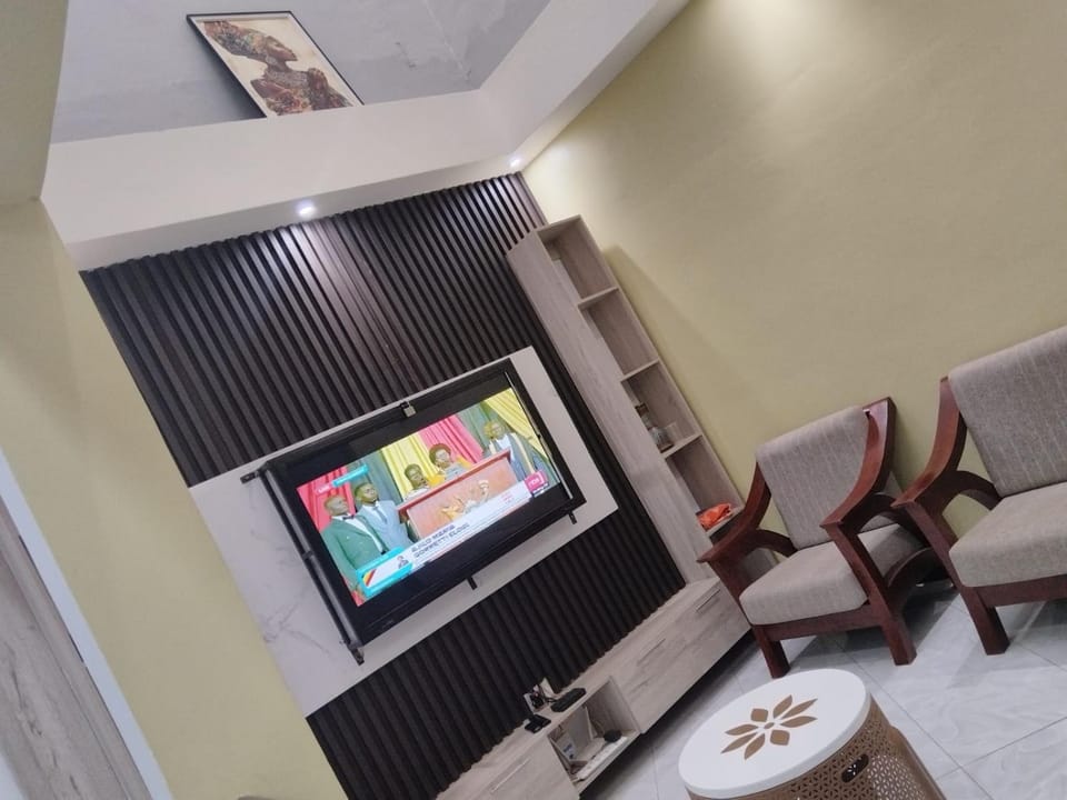 Mula's Suites Motel Bed and Breakfast in Kampala