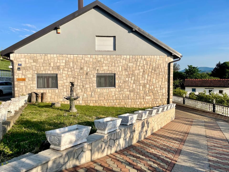 Property building, Patio, Garden