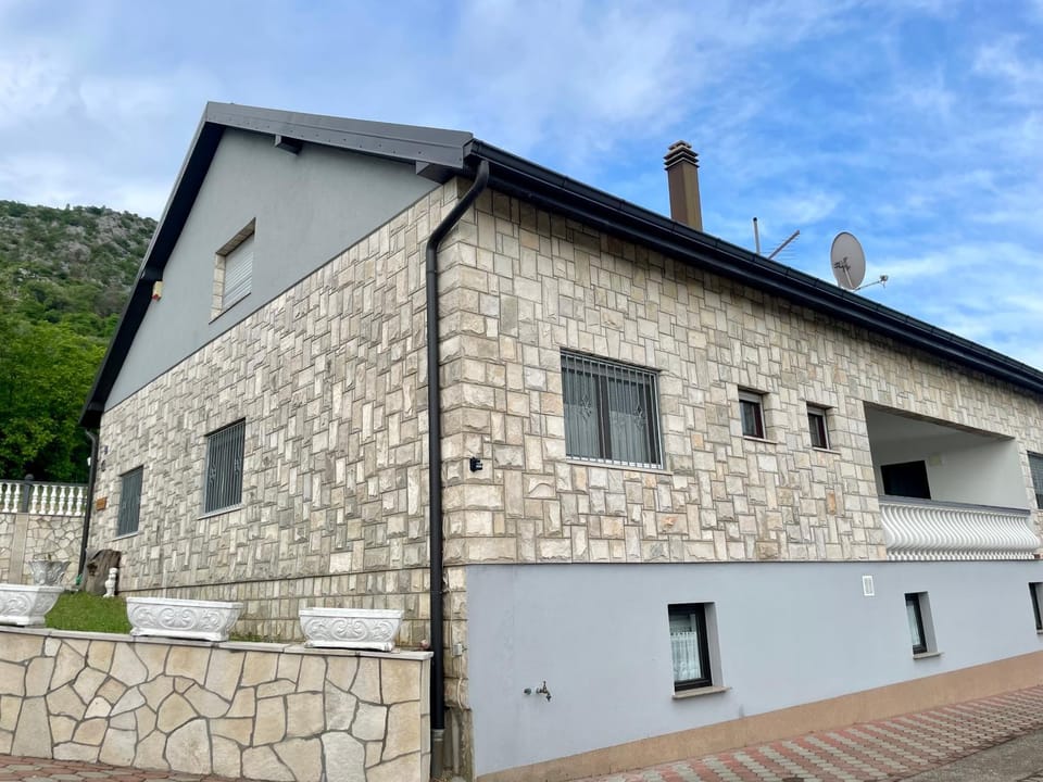 Property building, Garden