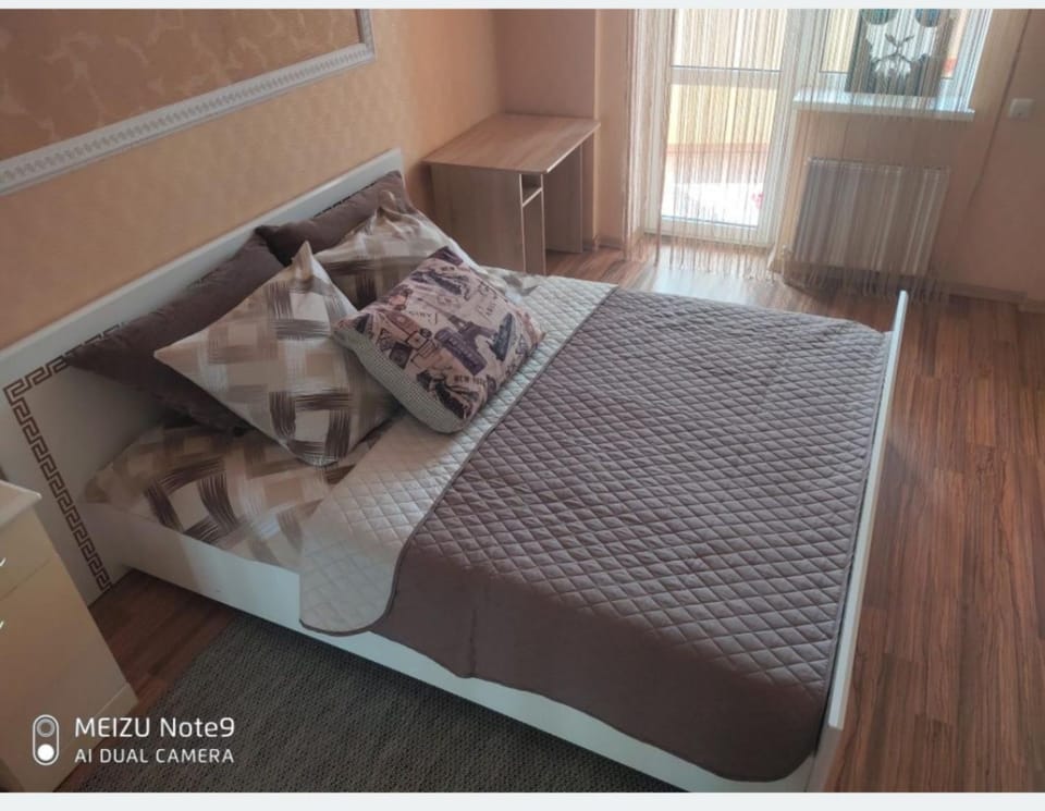 Солнечная квартира у Ланжерона Apartment in Odessa