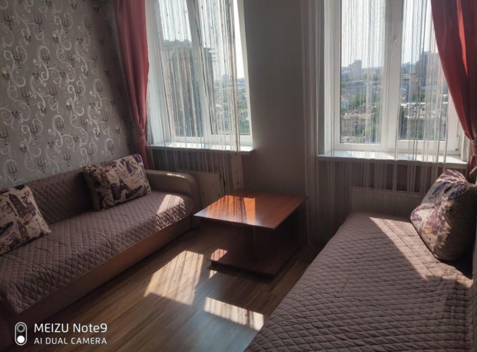 Солнечная квартира у Ланжерона Apartment in Odessa
