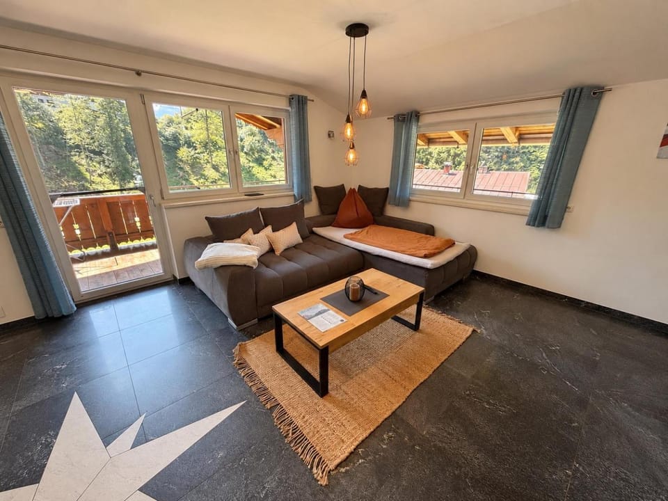 Ferienwohnung Hochsitz Apartment in Tyrol
