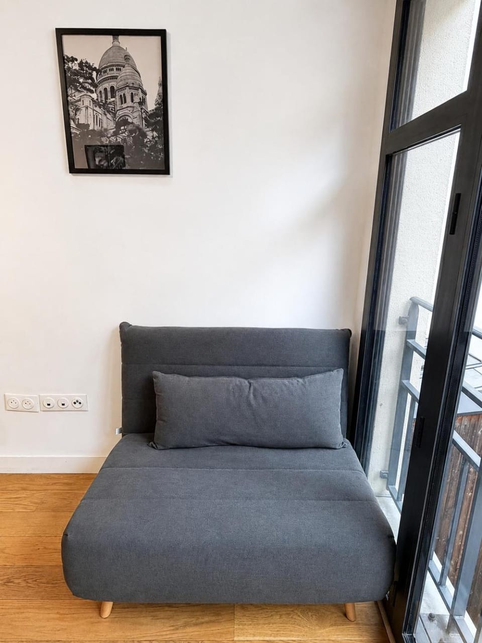 Living room, Bedroom