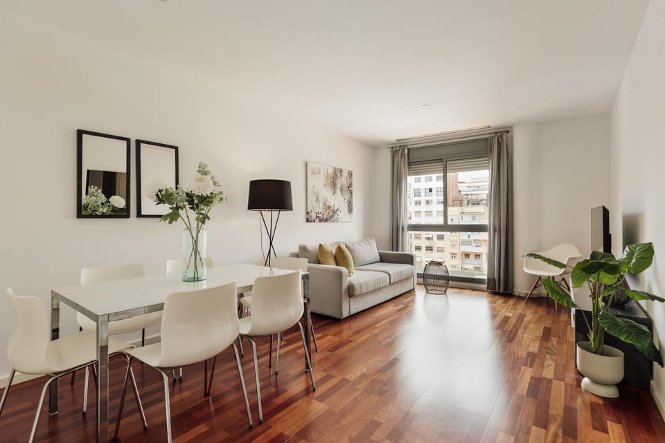 Living room, Seating area, Dining area