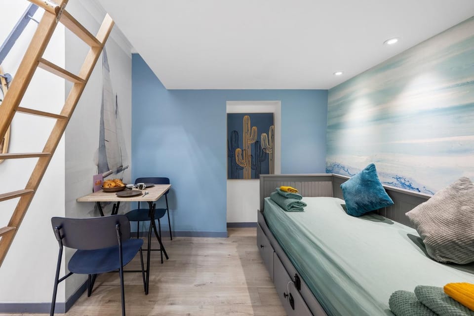 VR Studio mezzanine au cœur du Vieux Nice Apartment in Nice