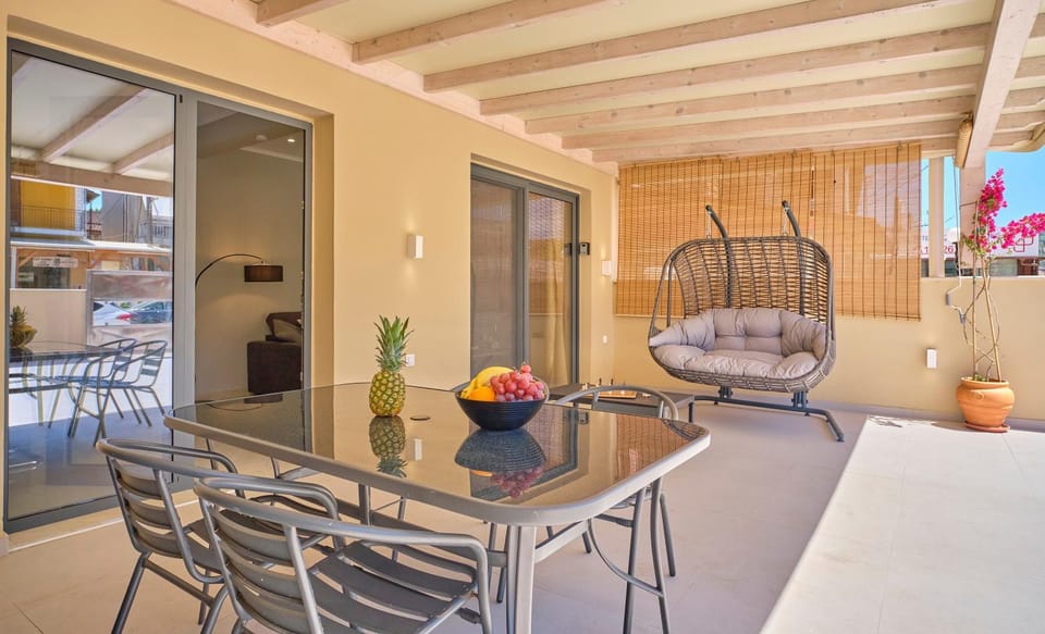 Patio, Seating area, Dining area