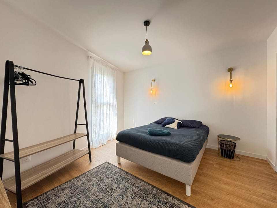 L'instant - Wifi, TV, 8 personnes, Jardin Villa in Carquefou