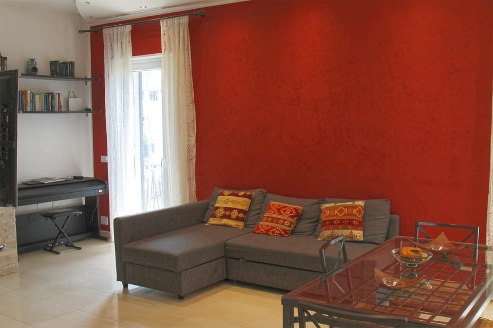 TV and multimedia, Living room, Seating area