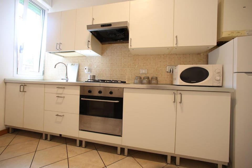 GetTheKey Toscana Apartment in Bologna