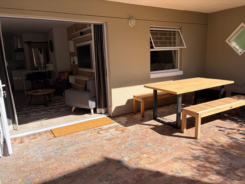 Balcony/Terrace, Inner courtyard view