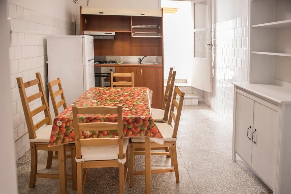 N021 - Numana, cielo-terra lungo la celebre Costarella Apartment in Numana
