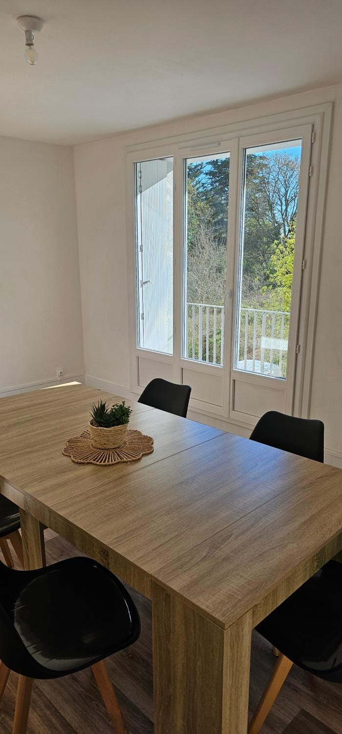 Appartement T4 proche gare Apartment in Brittany