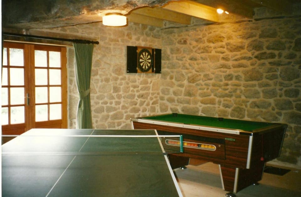 Billiard, Game Room, Table tennis