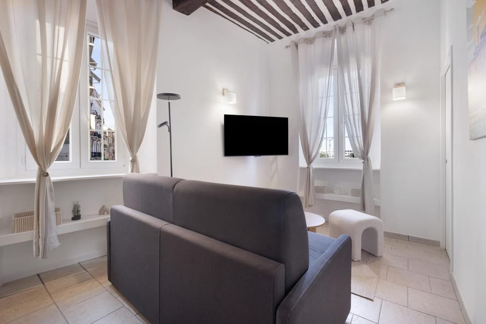 Appartement St Antoine Apartment in Cannes