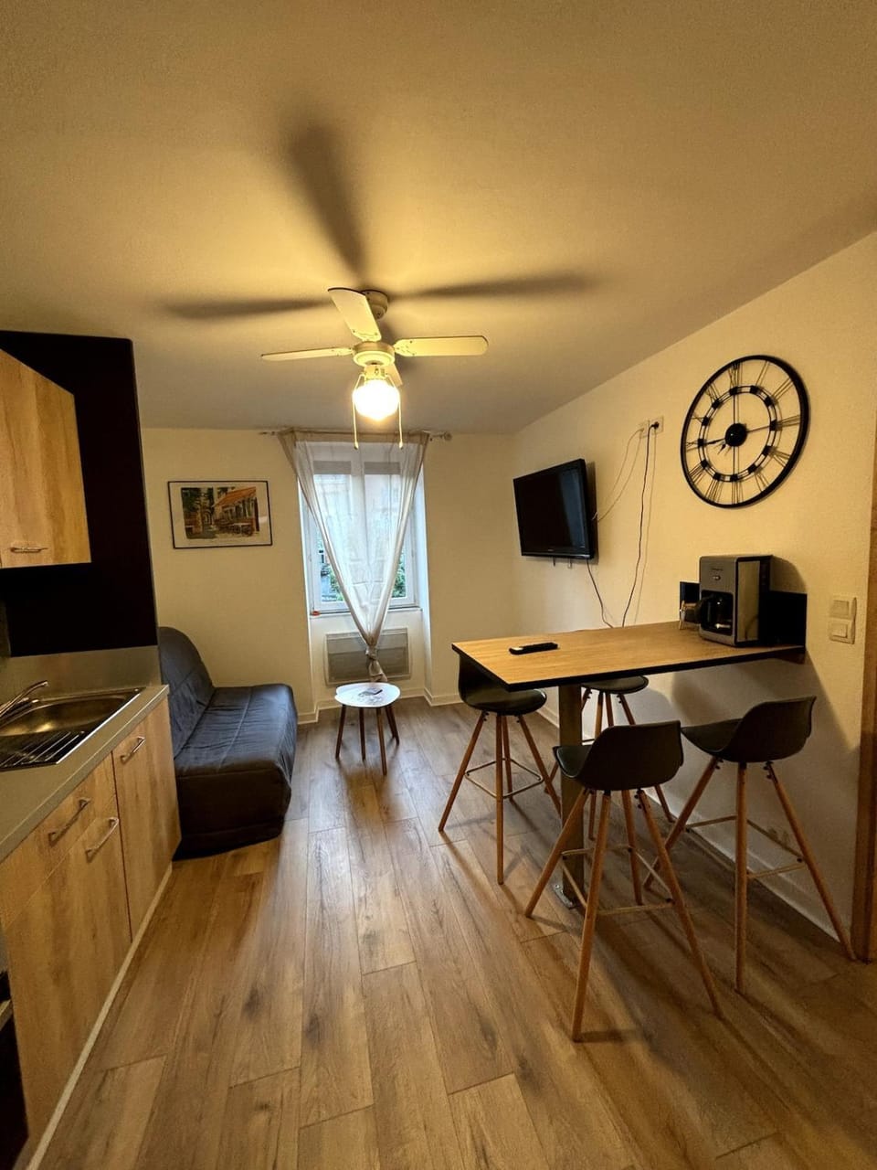 appartement T2 a 2 pas du centre du puy Apartment in Auvergne-Rhône-Alpes