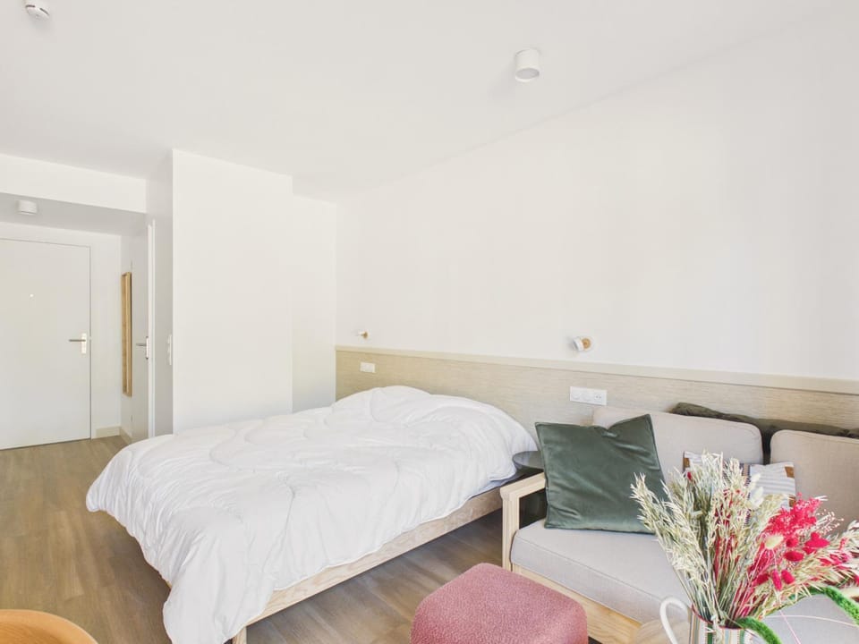Communal lounge/ TV room, Living room