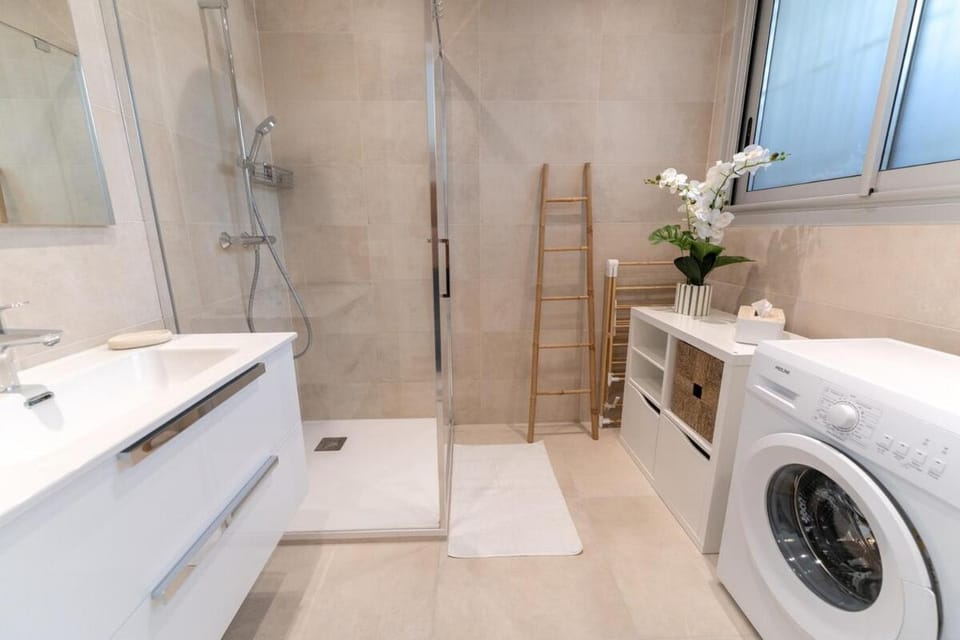 Studio cosy et lumineux, Piscine, Proche gare Apartment in Villefranche-sur-Mer