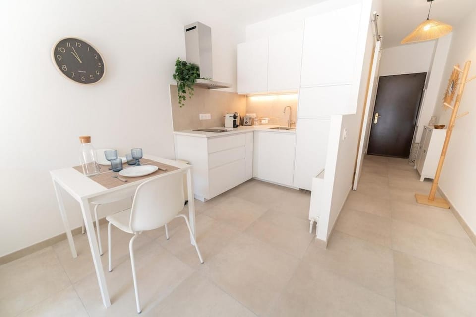 Studio cosy et lumineux, Piscine, Proche gare Apartment in Villefranche-sur-Mer