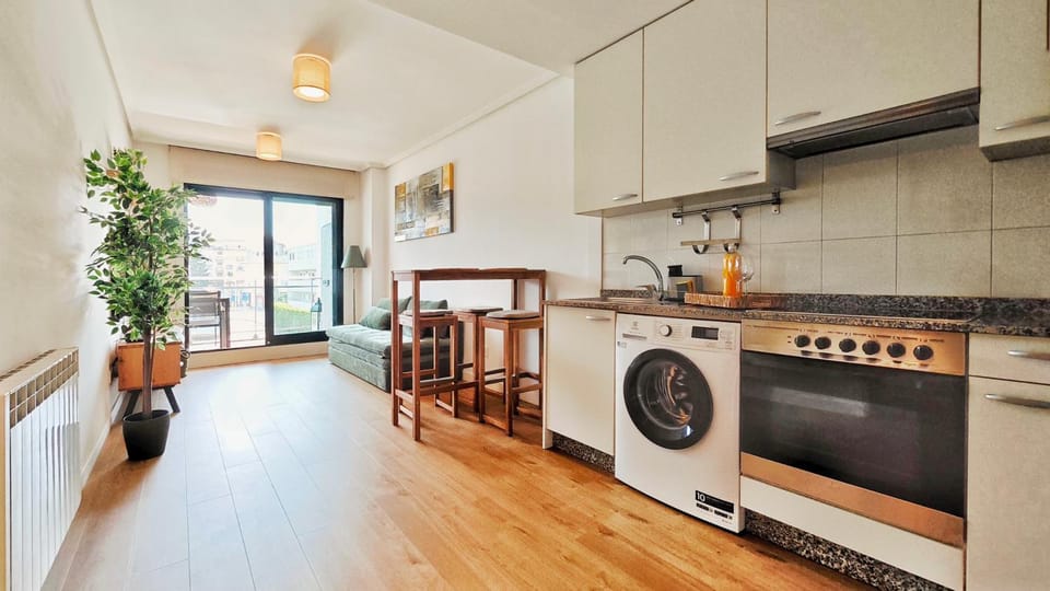 Kitchen or kitchenette, Living room