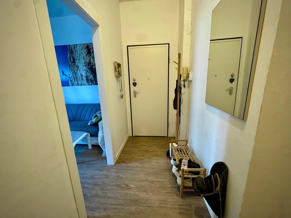 Dora Flow Apartment in Piedmont
