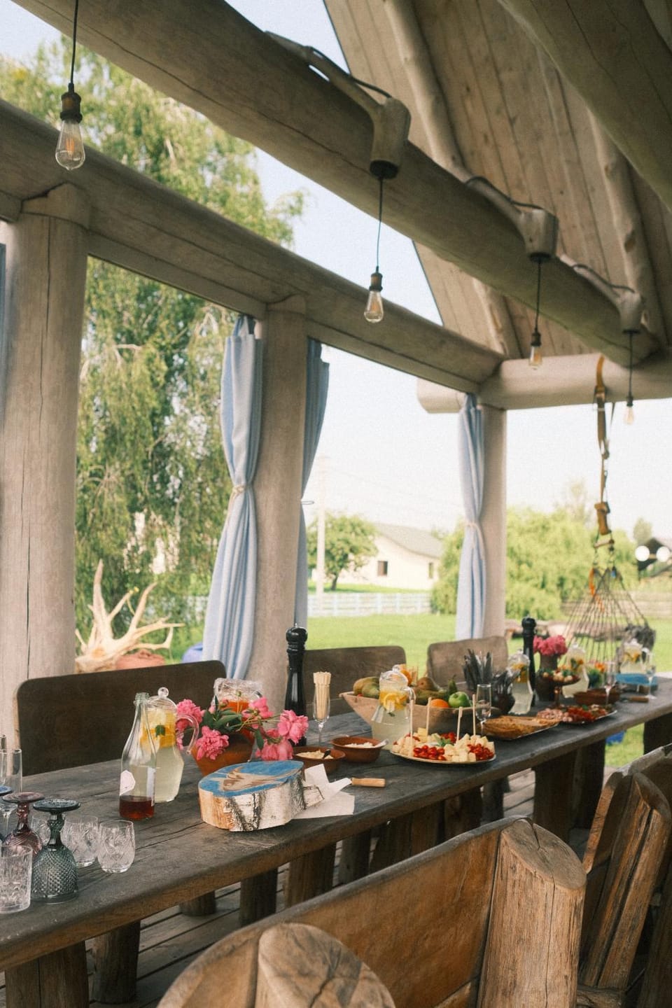 Balcony/Terrace, Banquet/Function facilities, Seating area, Dining area