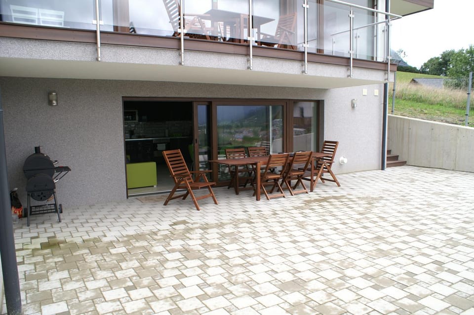 BBQ facilities, Balcony/Terrace