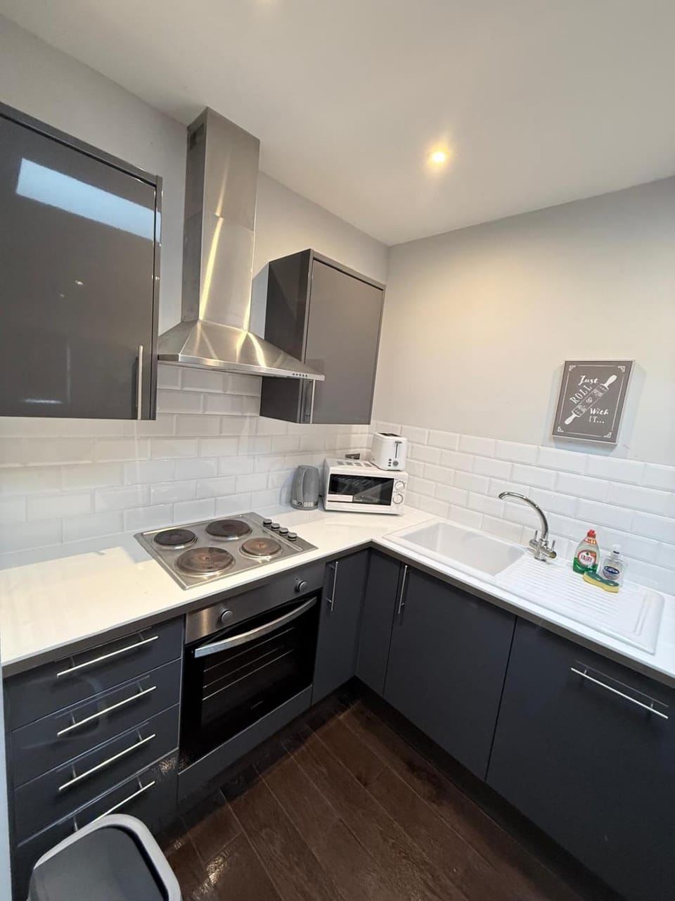 One bed apartment in Regan Way Apartment in London Borough of Islington
