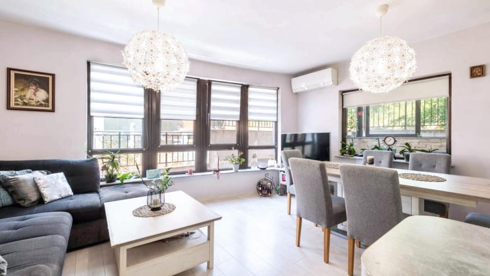 Cozy Summer Breeze apartment Apartment in Varna