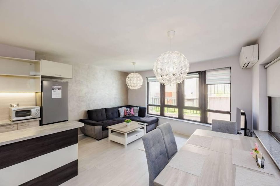 Cozy Summer Breeze apartment Apartment in Varna