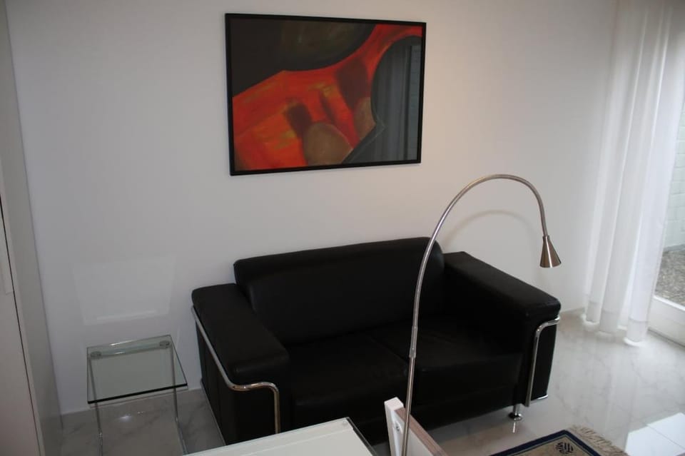 Nähe HTW in Alt Saarbrücken mit Terrasse Apartment in Saarbrücken