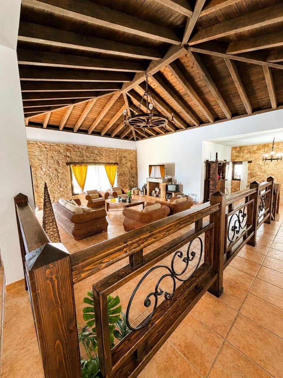 Villa El Valle - Piscina climatizada House in Maxorata