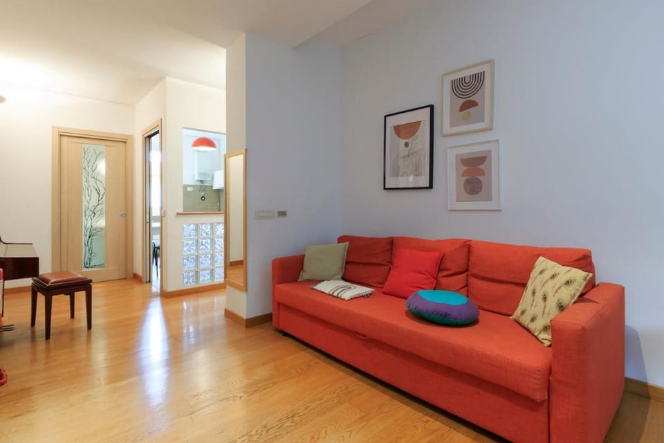 Xenia Milano - 3 rooms apt in Via Broggi 15 Apartment in Milan