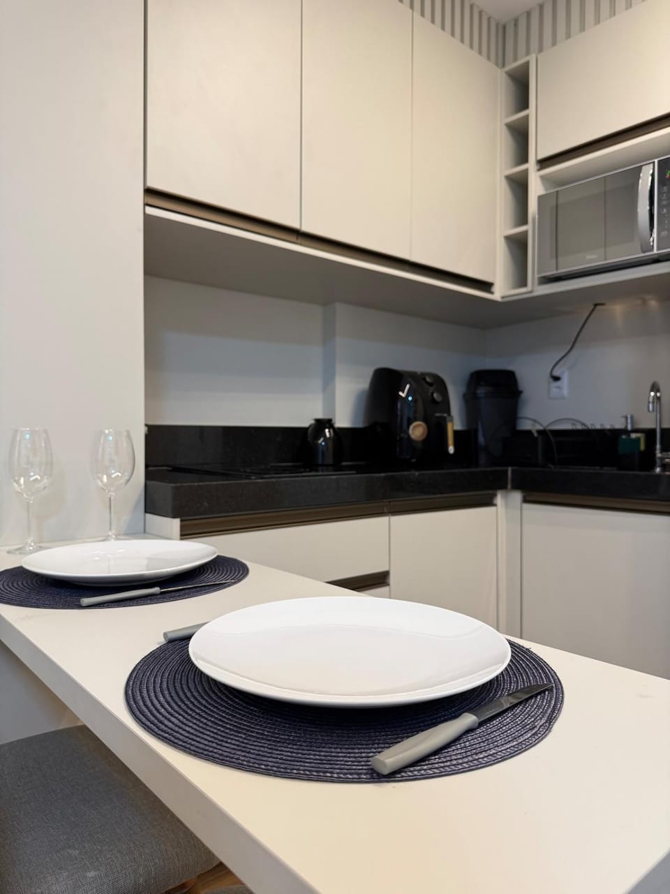 Studios Sublime - Elevador e Piscina und 02 Apartment in State of Mato Grosso, Brazil
