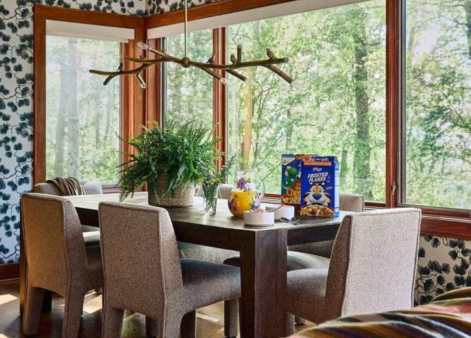 Eastmoor Overlook House in Swannanoa